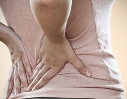 Nguyên nhân đau thắt lưng và cách điều trị