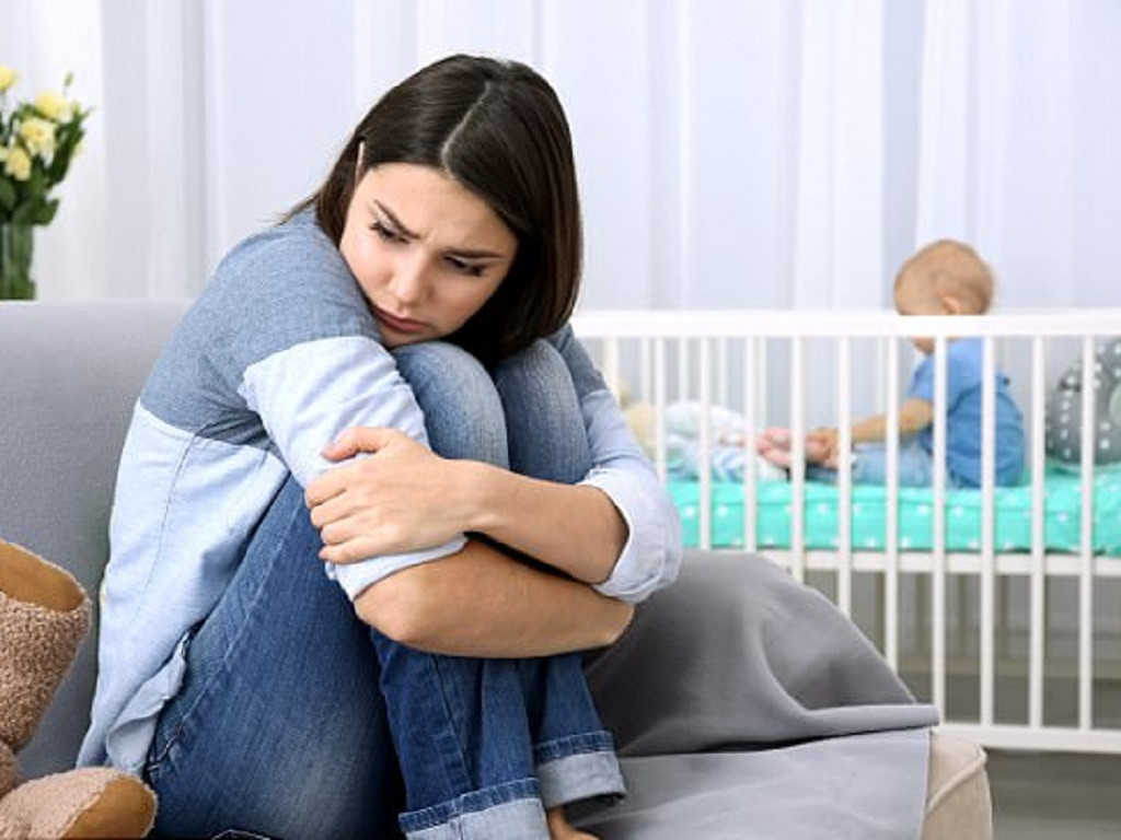 Triệu chứng của mất ngủ sau sinh phổ biến
